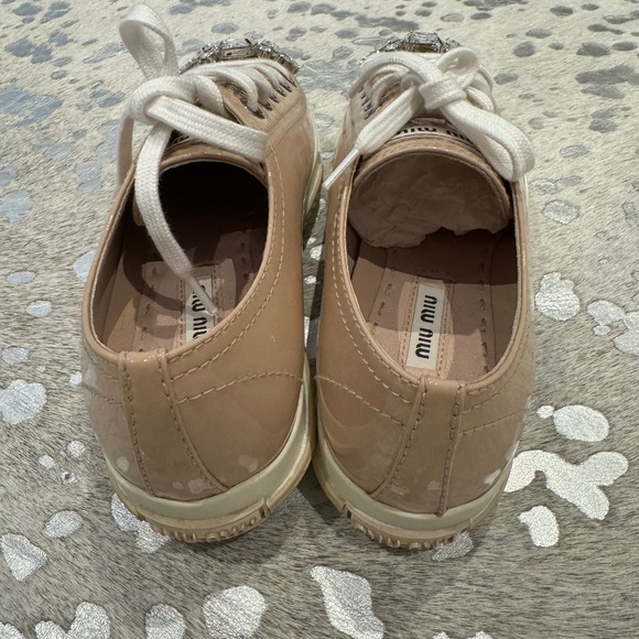 Miu Miu Beige Patent Leather Crystal Embellished Low Top Sneakers - Picture 4 of 4